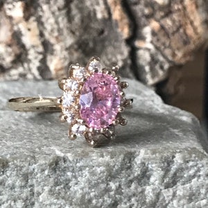 A Wonderful Pink And White Cubic Zirconia Cluster Ring      SKU4223