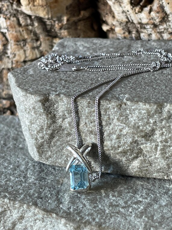 A Modern Rectangular Blue Topaz Silver Pendant An… - image 4