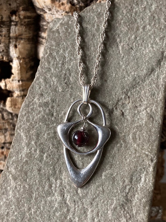 A Stylish Preloved Silver And Garnet Pendant And … - image 6