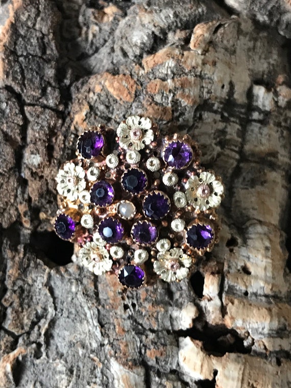 A Wonderful Victorian Amethyst Brooch      SKU2500 - image 3