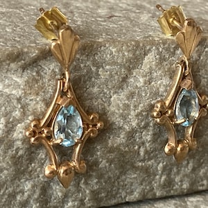 Hübsche Vintage 9ct Gold Blau Topas Tropfen Ohrringe SKU4893