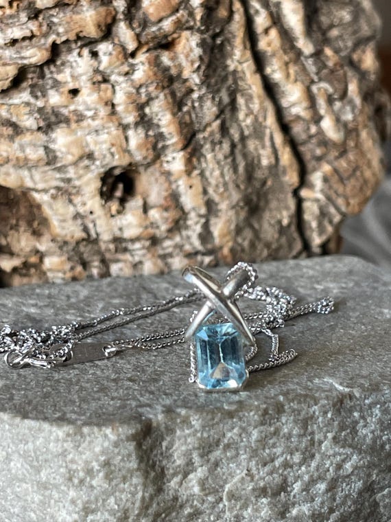 A Modern Rectangular Blue Topaz Silver Pendant An… - image 2