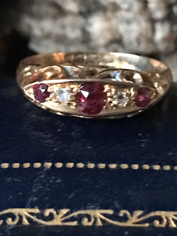 A Wonderful Victorian Style  Ruby And Diamond Rin… - image 1