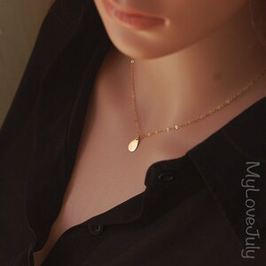Druppelketting, gouden druppelketting, kleine ketting, sierlijke ketting, gold filled ketting, dagelijkse ketting, minimale delicate ketting