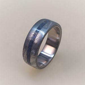 Damascus Wedding Band with Titanium and Lapis Lazuli Inlay, Damascus Steel Ring, Mens Wedding Band, Damascus Engagement Ring