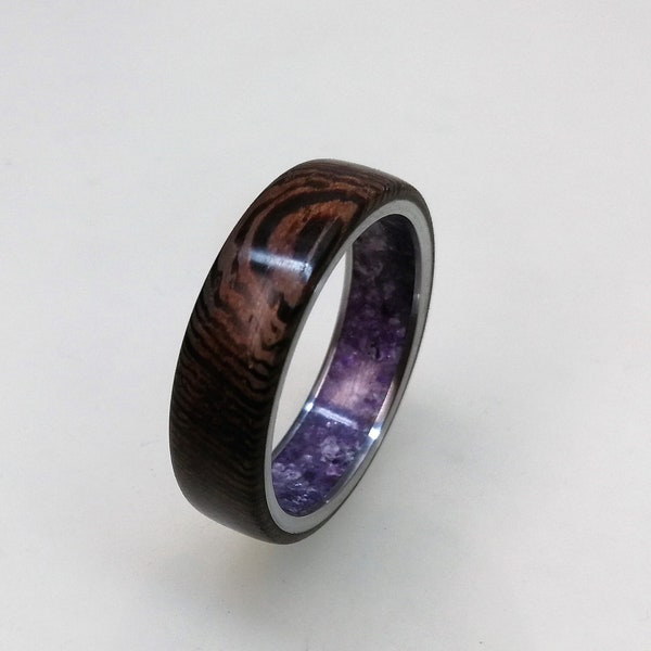 Alliance en titane avec incrustation de bois roi et d'améthyste, bague en bois, bague en bois, bague en améthyste, bague de fiançailles pour homme, bague pour femme