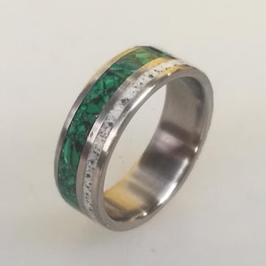 Titanium Wedding Ring with Green Malachite and Deer Antler Inlay, Antler Wedding Band, Mens Ring, Bone Ring, Womens Ring