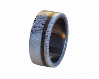 Customizable Men&#39;s or Women&#39;s Ring with Deer Antler and Oak Wood Inlay - Handmade Jewelry