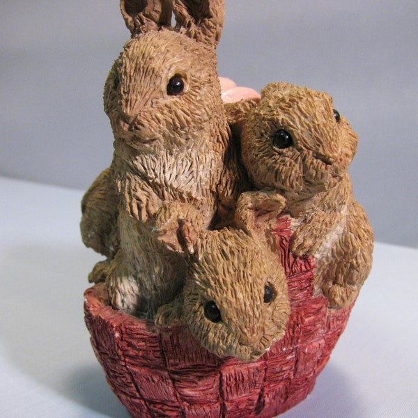Basket of Bunnies 1987 Resin Easter Figurine - United Design made in USA - Vintage Easter Decoration - Hand Painted Rabbit Family in Basket