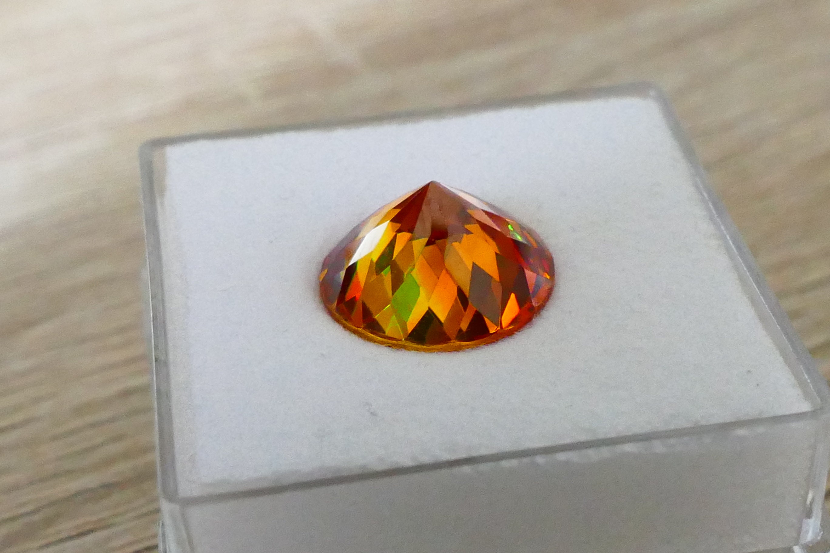 RIVA Schmuckset Mit Halskette & Ohrringen Aus 18K Gelbgold Vergoldet | Rundschliff Zirkonia, Einfaches Design, 4 Farben