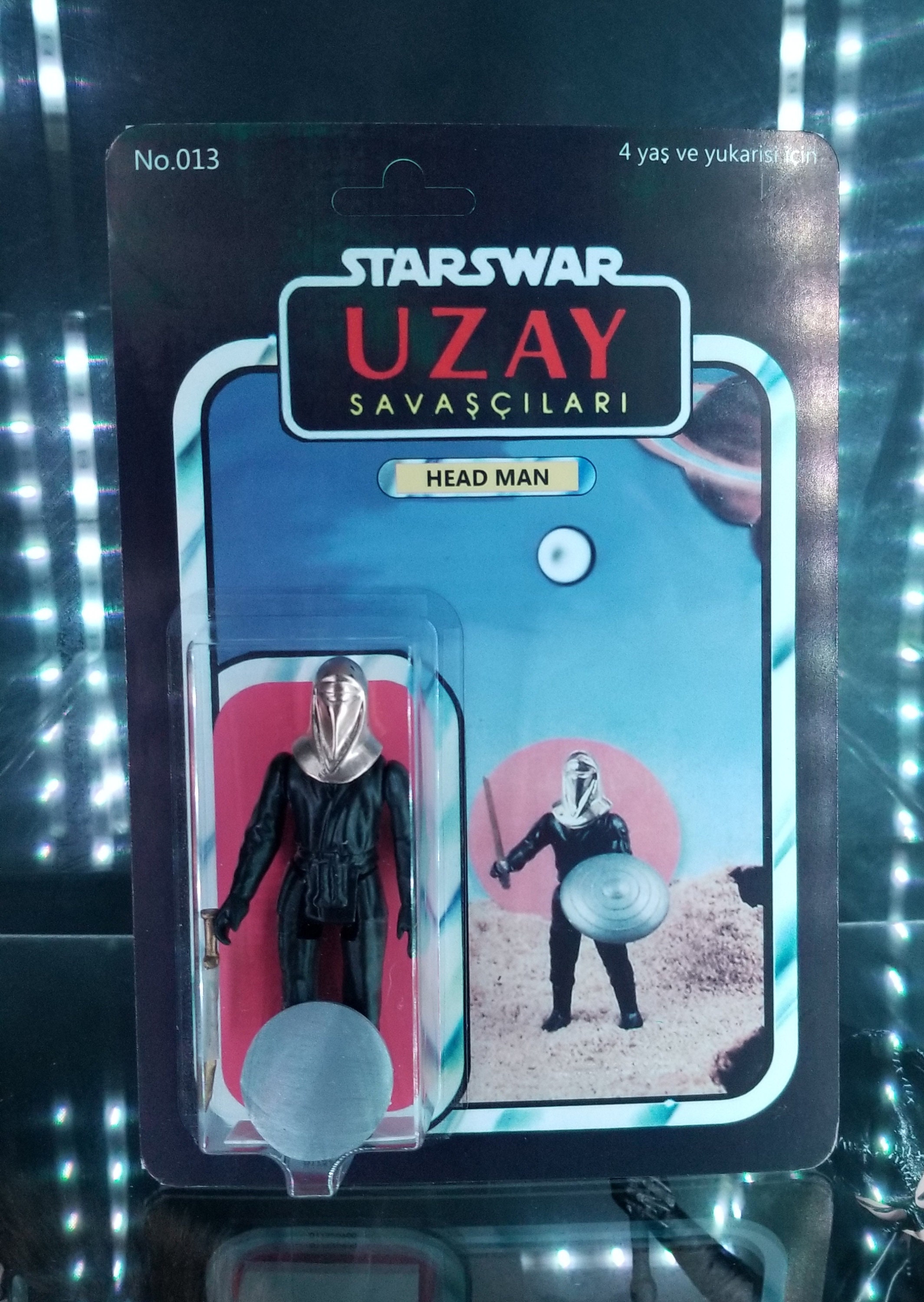 Custom Uzay Head Man - Bootleg Kenner Style Action Figure Custom Uzay Head Man - Bootleg Kenner Style Action Figure