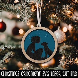 Meisje en haar hond kerst ornament SVG - hondenliefhebber - hond moeder - vakantie ornament cadeau voor dochter - huisdier Memorial ornament - lasergesneden bestand