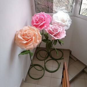 Set of 4 Self standing paper flowers, Free-standing giant rose,  Wedding Backdrop, Birthday decor, Giant flower for wedding decoration