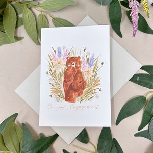 Botanische Verlobungskarte - Boho Bär Verlobungskarte - Herzlichen Glückwunsch Verlobung - Waldtier Karte-Kawaii Hochzeit Verlobungskarte