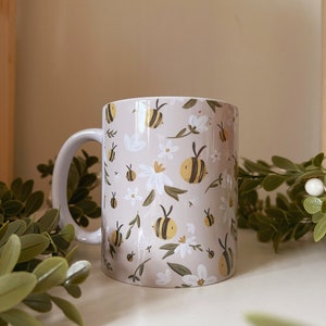 Bee Ceramic Mug - Bee Pattern mug - Ceramic Cup - Ceramic mug - Bumble Bee Mug - Tea Mug - Coffee Mug - Bee Lover Gift - Bee Mug