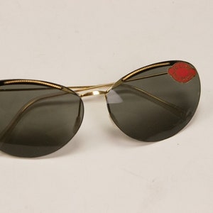 1950s Cat eye Sunglasses - 50s Black and Gold Pin Up Sunglasses