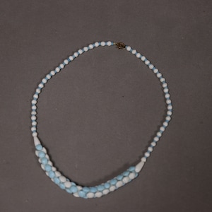 1930&#39;s Glass Blue and White Necklace