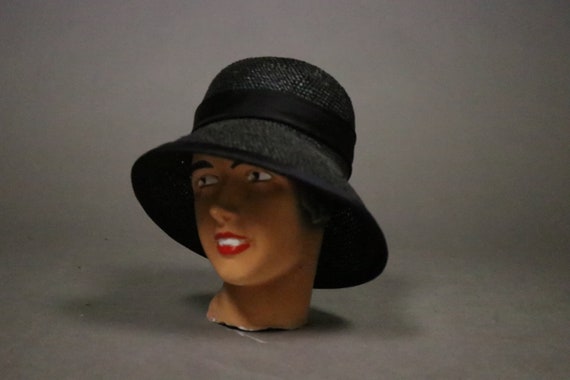 1930's -1940's Cloche Straw Hat - 40's Black Stra