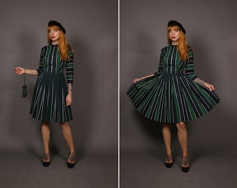 1940's JONATHAN LOGAN Green Autumnal Striped Dress - 40's Thick cotton pleated dress - Size Xs/S