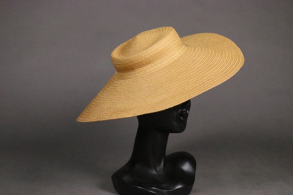 1930's-1940's Flat Romantic Straw Hat