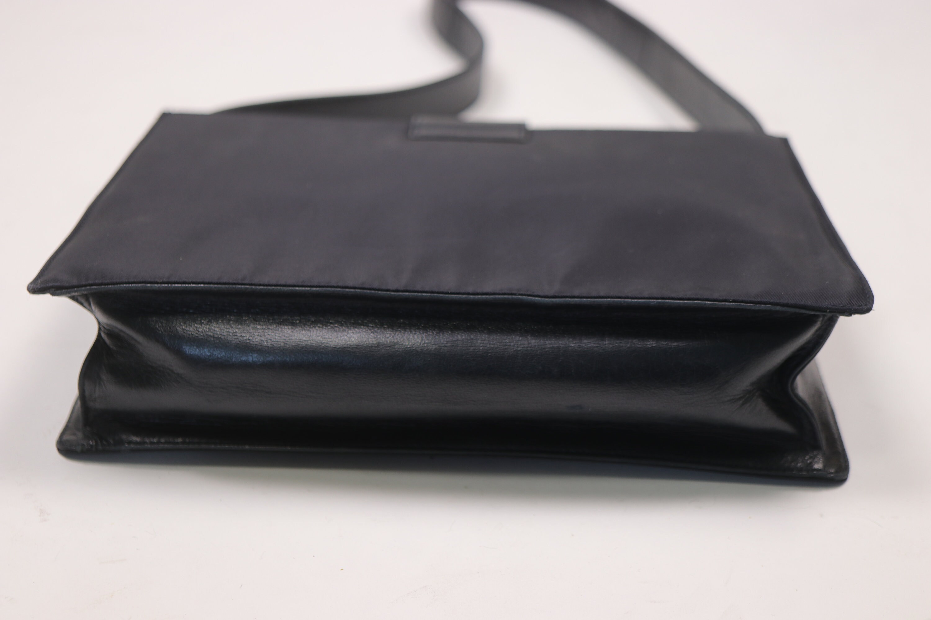 RARE! 1990s PRADA Nylon and Leather Squared Bag - Etsy 