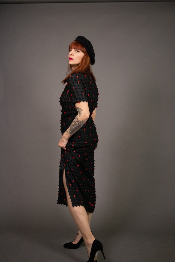 Late 1950's Black and red 3D Roses Maxi Dress - S… - image 7