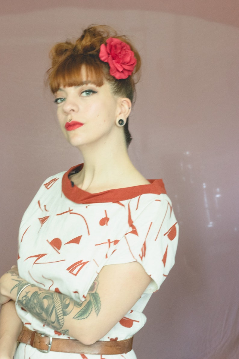 15/% 1950/'s Style Novelty Linen Dress 80/'s Swiss Linen Dress Size M to L ON SALE