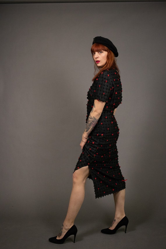 Late 1950's Black and red 3D Roses Maxi Dress - S… - image 5