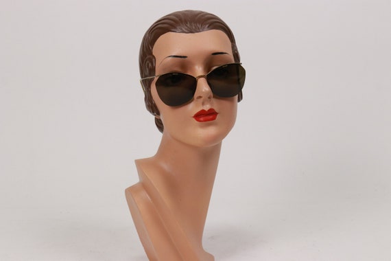 1950s Brass and Smoked Glasses - image 2