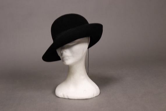 1920's Black Felt Cloche Hat