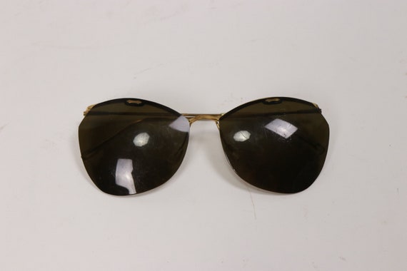 1950s Brass and Smoked Glasses - image 5