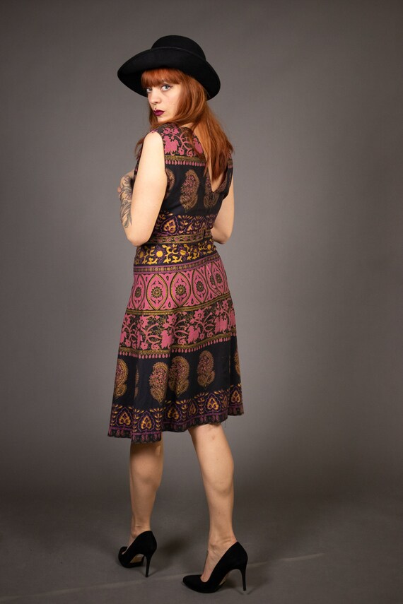 Late 1950's Hand Printed Batik Cotton Dress - Siz… - image 8