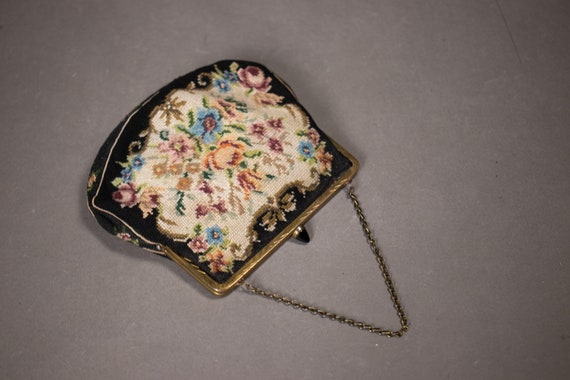 1900's Crochet Clutch - Victorian Little Needle Wo