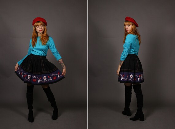 Vintage CACHAREL Embroidered Skirt - Size S