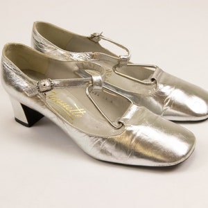 1960s JANNETTE Silver Sandals - Size 39