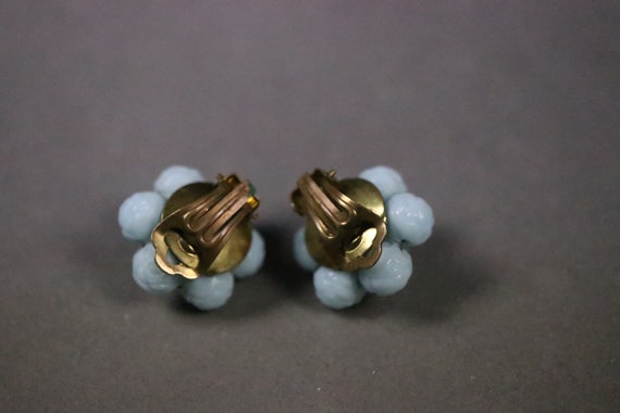 1940's Pale Blue Glass Clip on Earrings - image 5