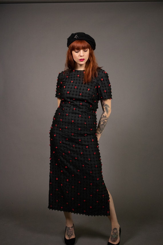 Late 1950's Black and red 3D Roses Maxi Dress - S… - image 8