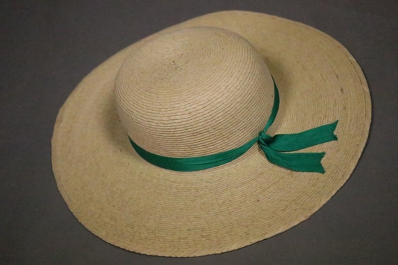 1960's Straw Capeline Hat - 60's Straw Beach Hat - image 4