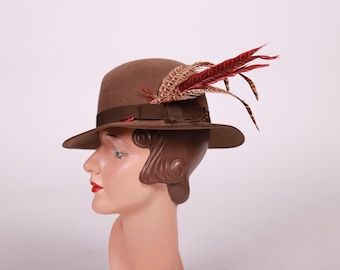 1970s Beige Wool Austiran Hat With Feather