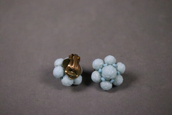 1940's Pale Blue Glass Clip on Earrings - image 4