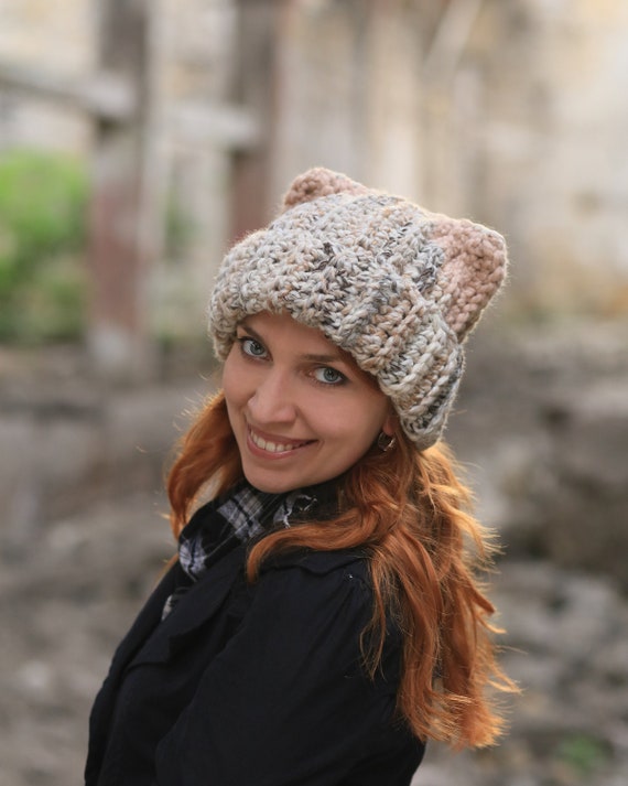 Beige Fox Ears Beanie Crochet Cream 