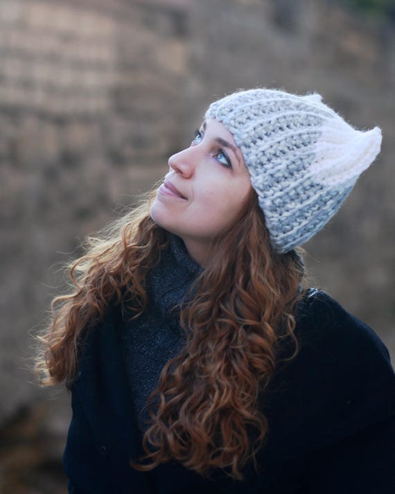 Crochet Cat Ear Beanie: Chunky Gray White Knit Hat, Animal  display picture 3