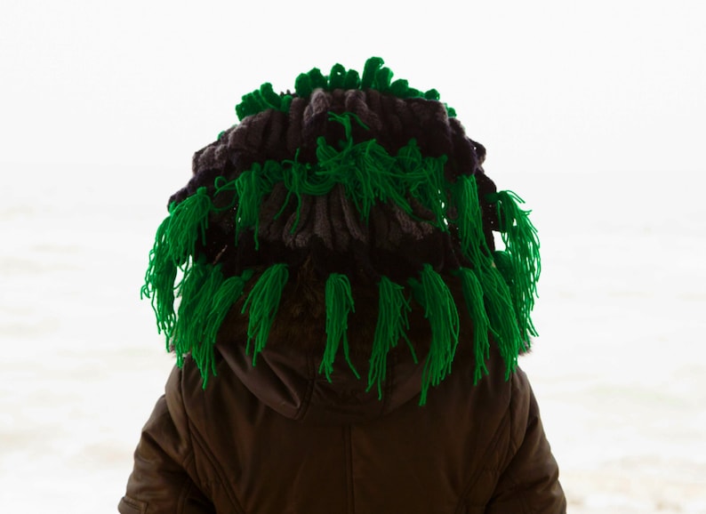 Green Crochet hat imitation indian headdress Native style chief hat Knitted indian feather knitted roach Winter beanie Gift festival fashion