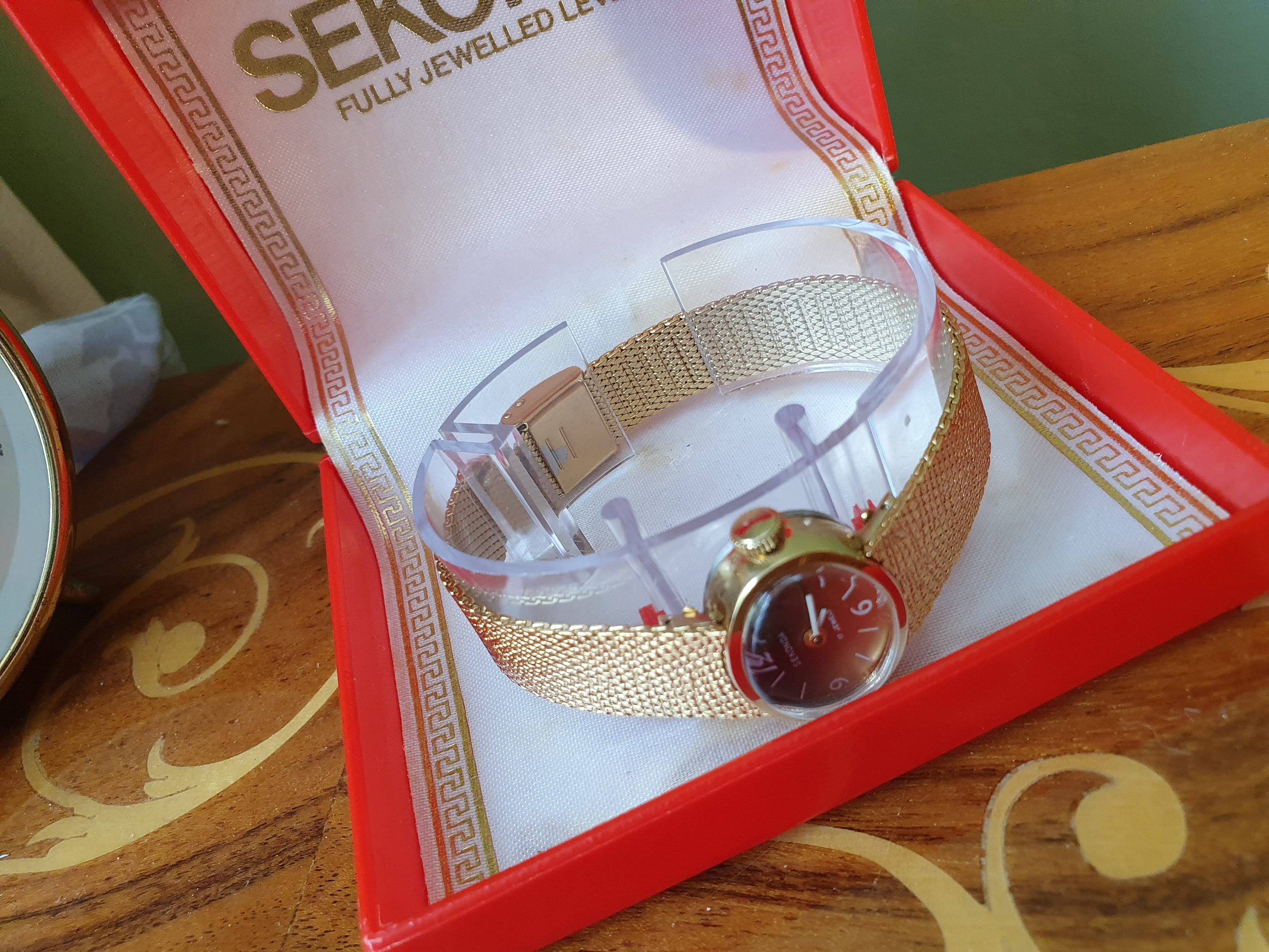 Prachtige vintage vergulde Sekonda dames mechanisch opwindhorloge / 17 juwelen / AU10 / cocktailhorloge / dresswatch / in doos / werkend