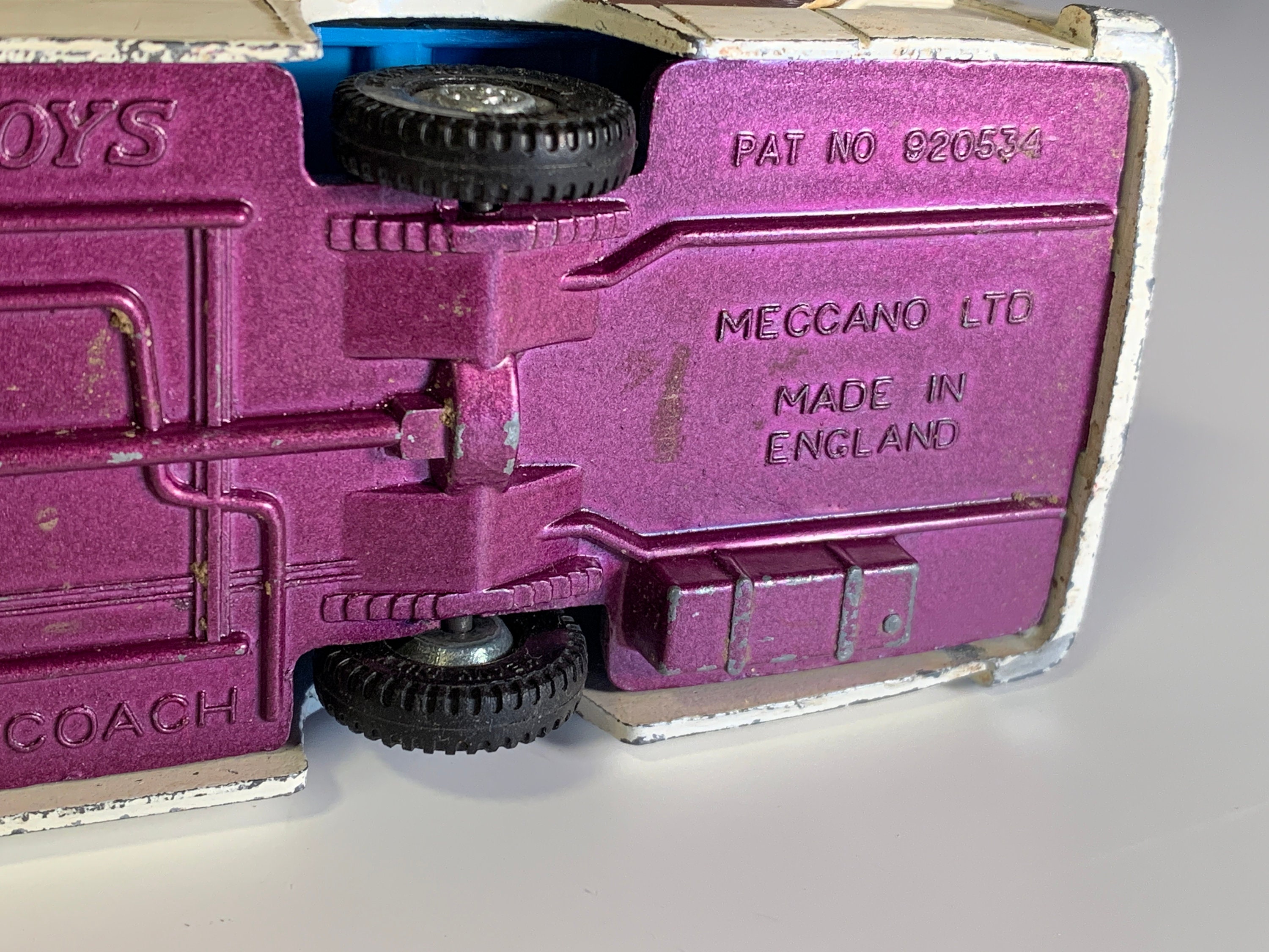 Dinky Supertoys “vega Major Luxury Coach” Bus, Made in