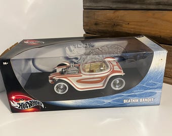 HotWheels Beatnick Bandit, 1:18 Scale, 2001