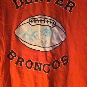Vintage Broncos Football T-shirt, John Elway