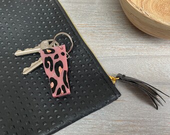 Pink Coffee Cup Keychain, Sparkly Leopard Keyholder, Resin Coffee Cup Keychain, Gift for Her, Coffee Lover Gift