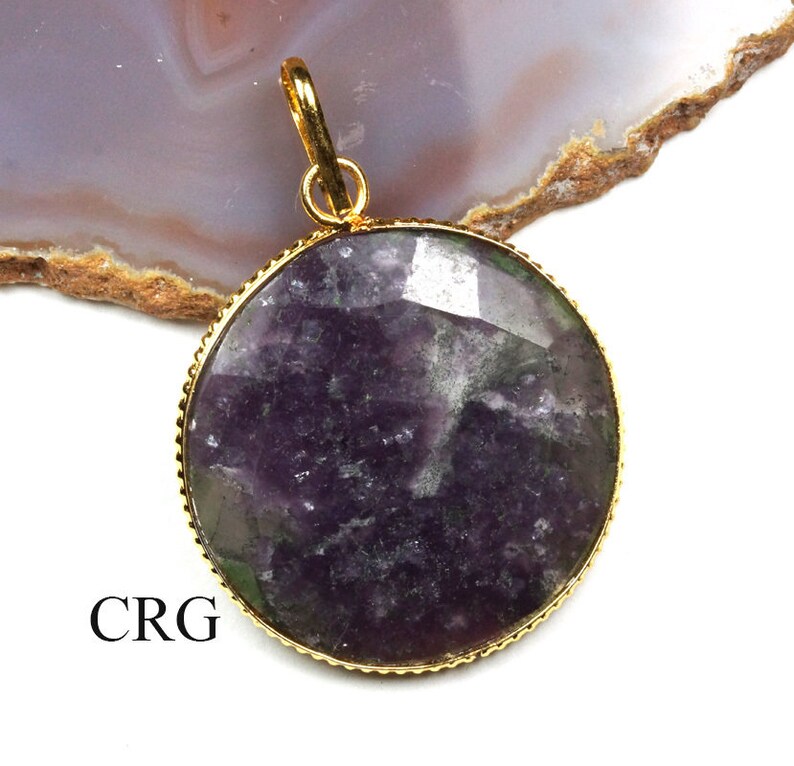 QTY-1 FC85DG Gold Plated Faceted Round Lepidolite Pendant