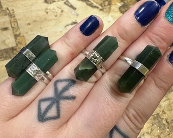 Set of 4 - Green Aventurine Mini Double Terminated Point Ring / Silver Plated / MIXED SIZES